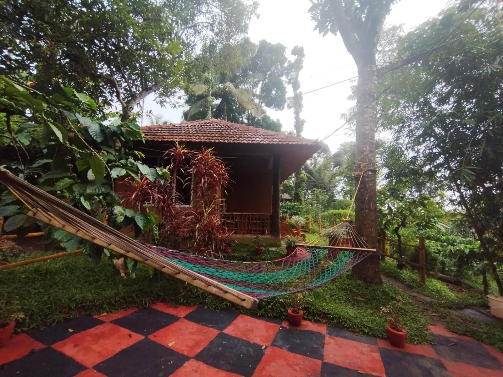 Kalidasa Tree House And Villa, Wayanad Chegat Exterior photo